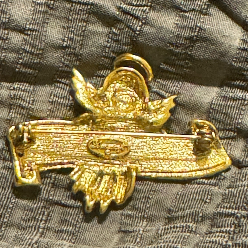 Danecraft Season's Greetings Angel Brooch View 6